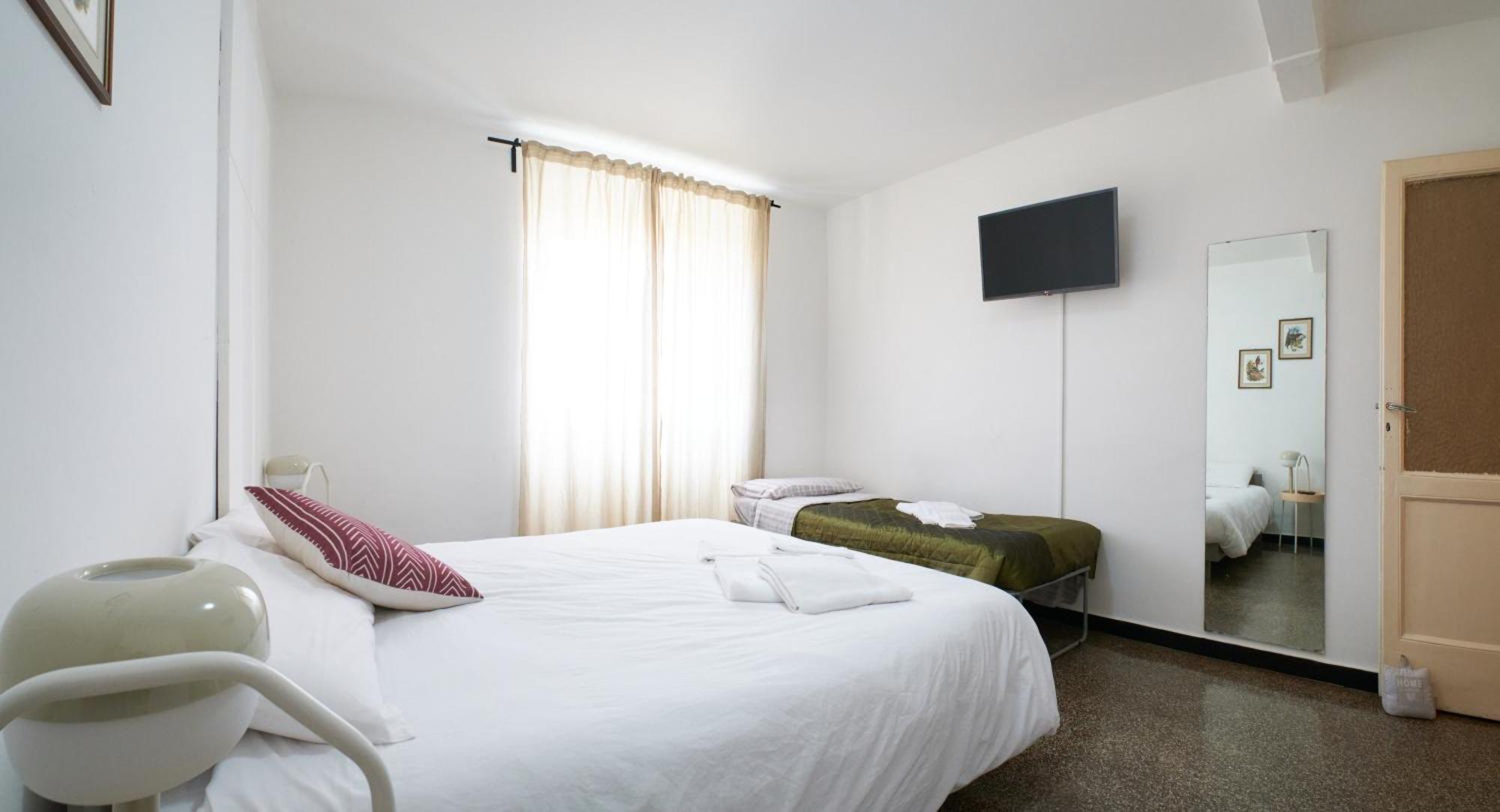 Cavour La Citta Vecchia Apartment Генуа Екстериор снимка